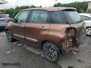 2020 FIAT 500L Pop with VIN ZFBNFAAH3LZ042776, listed as a Copart auction lot 64161724 with 32,530 mi miles and Salvage Title. Bid and sale history available at carsss.com. Image 2.