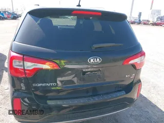 2014 Kia Sorento SX z VIN 5XYKWDA70EG455636, wystawiony jako IAAI lot #42015880 z przebiegiem 211 075 mil mil oraz . Historia ofert i sprzedaży dostępna na DreamBid. Obrazek 16.