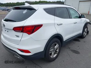 2017 Hyundai Santa Fe 2.4L с VIN 5NMZUDLB1HH035769, выставлен на аукционе IAAI как лот 42764052 с пробегом 73 139 миль миль и . История ставок и продаж доступна на DreamBid. Изображение 4.