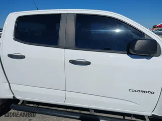 2017 Chevrolet Colorado 2WD WT with VIN 1GCGSBEA0H1170936, listed as a IAAI auction lot 41471317 with 92,579 mi miles. Bid and sale history available at carsss.com. Image 13.
