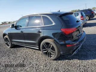 2014 Audi SQ5 with VIN WA1CGCFP6EA083380, listed as a Copart auction lot 75651014 with 308,706 mi miles and Clean Title. Bid and sale history available at DreamBid. Image 2.