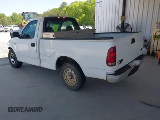 2000 Ford F-150 XL z VIN 1FTZF1724YNA84616, wystawiony jako IAAI lot #41999334 z przebiegiem Nie podano mil oraz . Historia ofert i sprzedaży dostępna na DreamBid. Obrazek 3.