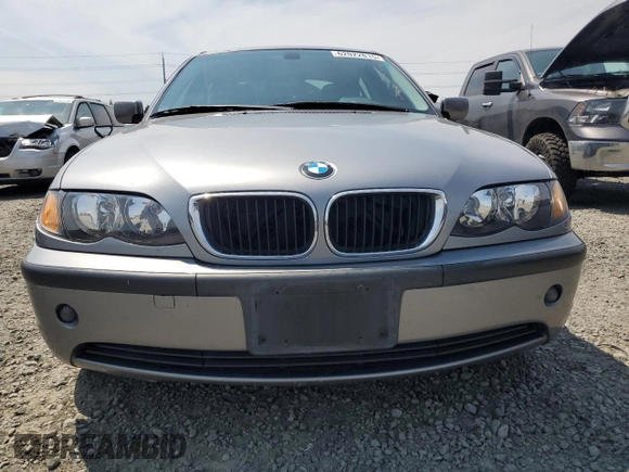 2005 BMW 3 Series 325i with VIN WBAAZ33475KW76254, listed as a Copart auction lot 62022815 with 129,174 mi miles and Clean title. Bid and sale history available at DreamBid. Image 5.