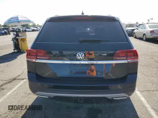 2019 Volkswagen Atlas SE with VIN 1V2DR2CA5KC537910, listed as a Copart auction lot 57333145 with 181,102 mi miles and Salvage title. Bid and sale history available at DreamBid. Image 6.
