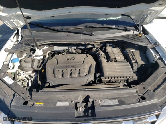 2018 Volkswagen Tiguan S with VIN 3VV1B7AXXJM079227, listed as a Copart auction lot 83267984 with 71,119 mi miles and Salvage Title. Bid and sale history available at carsss.com. Image 13.
