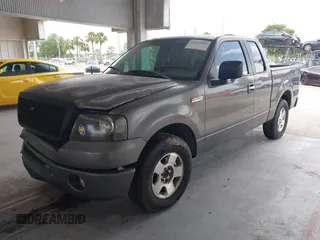 2006 Ford F-150 STX z VIN 1FTRX12W76FA79330, wystawiony jako IAAI lot #42462908 z przebiegiem 185 568 mil mil oraz . Historia ofert i sprzedaży dostępna na DreamBid. Obrazek 2.