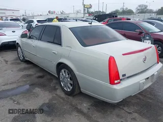 2007 Cadillac DTS Luxury I with VIN 1G6KD57Y37U217733, listed as a IAAI auction lot 38933913 with 110,241 mi miles and . Bid and sale history available at DreamBid. Image 3.