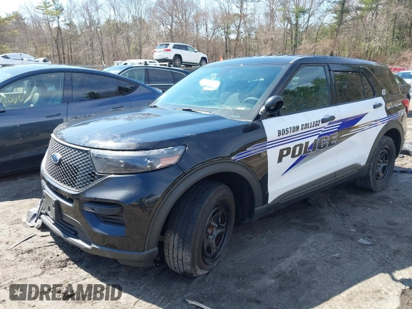 2022 Ford Police Interceptor Utility z VIN 1FM5K8AW4NNA02325, wystawiony jako IAAI lot #41584597 z przebiegiem 24 349 mil mil oraz . Historia ofert i sprzedaży dostępna na DreamBid. Obrazek 18.