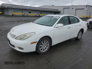 2002 Lexus ES 300 with VIN JTHBF30G220045674, listed as a Copart auction lot 49282675 with 219,062 mi miles and Clean Title. Bid and sale history available at DreamBid. Image 1.
