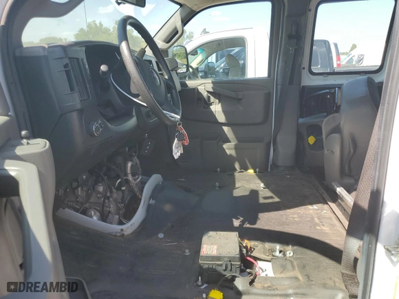 2022 GMC Savana Cargo Van with VIN 1GTW7AFP0N1234382, listed as a Copart auction lot 65016334 with 0 mi miles and Clean Title. Bid and sale history available at carsss.com. Image 7.