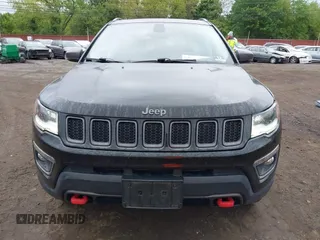 2019 Jeep Compass Trailhawk with VIN 3C4NJDDB7KT727762, listed as a IAAI auction lot 42299260 with 56,733 mi miles and . Bid and sale history available at DreamBid. Image 12.