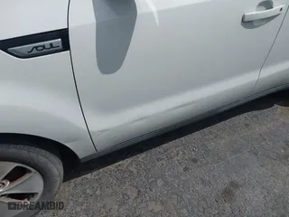 2015 Kia Soul with VIN KNDJN2A23F7779783, listed as a IAAI auction lot 41891145 with 96,449 mi miles. Bid and sale history available at carsss.com. Image 12.