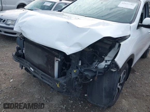 2018 Kia Sorento EX with VIN 5XYPHDA53JG384120, listed as a IAAI auction lot 41657786 with 102,652 mi miles and . Bid and sale history available at carsss.com. Image 18.