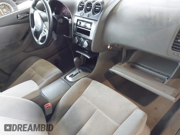 2008 Nissan Altima 2.5 S with VIN 1N4AL21E08C224077, listed as a IAAI auction lot 41812590 with 148,448 mi miles. Bid and sale history available at carsss.com. Image 5.