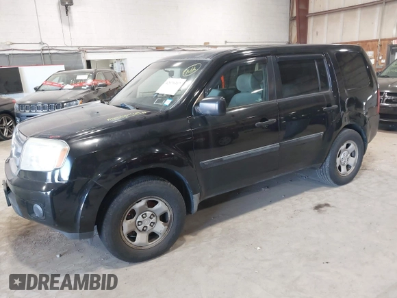 2009 Honda Pilot LX with VIN 5FNYF48219B047437, listed as a IAAI auction lot 42070317 with 253,853 mi miles and . Bid and sale history available at DreamBid. Image 2.