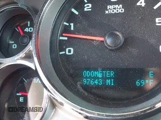 2010 Chevrolet Silverado 1500 LT with VIN 3GCRKSE32AG259148, listed as a IAAI auction lot 42147353 with 97,643 mi miles and . Bid and sale history available at DreamBid. Image 7.