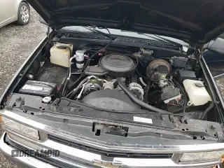 1995 Chevrolet Silverado 2500 с VIN 1GCFK24K5SZ171787, выставлен на аукционе Copart как лот 86477224 с пробегом 154 436 миль миль и Списание • Salvage title. История ставок и продаж доступна на DreamBid. Изображение 12.