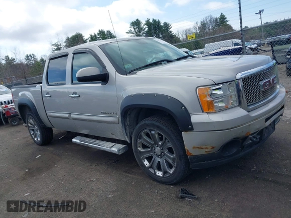 2008 GMC Sierra Denali z VIN 2GTEK638X81159807, wystawiony jako IAAI lot #42075788 z przebiegiem 143 393 mil mil oraz . Historia ofert i sprzedaży dostępna na DreamBid. Obrazek 13.
