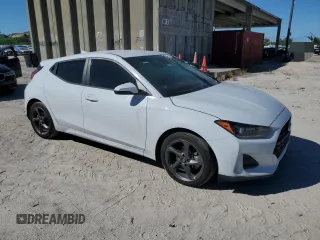 2020 Hyundai Veloster 2.0 with VIN KMHTG6AF3LU025773, listed as a Copart auction lot 72772863 with 68,204 mi miles. Bid and sale history available at carsss.com. Image 4.