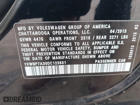 2013 Volkswagen Passat SE w/Sunroof & Nav with VIN 1VWBP7A30DC123501, listed as a IAAI auction lot 41562201 with 170,862 mi miles. Bid and sale history available at carsss.com. Image 9.
