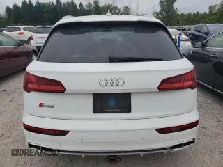2018 Audi SQ5 Premium Plus with VIN WA1A4AFY9J2209331, listed as a Copart auction lot 68741054 with 86,407 mi miles and Salvage Title. Bid and sale history available at DreamBid. Image 6.