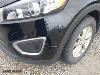 2016 Kia Sorento LX with VIN 5XYPG4A39GG164569, listed as a IAAI auction lot 41931883 with 50,786 mi miles. Bid and sale history available at carsss.com. Image 6.