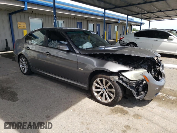 2011 BMW 3 Series 328i with VIN WBAPH5C50BA444114, listed as a Copart auction lot 52643655 with 189,437 mi miles and Salvage Title. Bid and sale history available at carsss.com. Image 4.