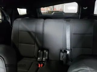 2019 Ford Police Interceptor Utility z VIN 1FM5K8AR5KGA29513, wystawiony jako Copart lot #51935155 z przebiegiem 37 220 mil mil oraz Szkoda całkowita • Salvage title. Historia ofert i sprzedaży dostępna na DreamBid. Obrazek 10.