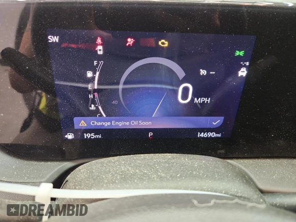 2024 Buick Encore GX Preferred with VIN KL4AMBS25RB119385, listed as a Copart auction lot 62147685 with 14,690 mi miles and Clean title. Bid and sale history available at DreamBid. Image 9.