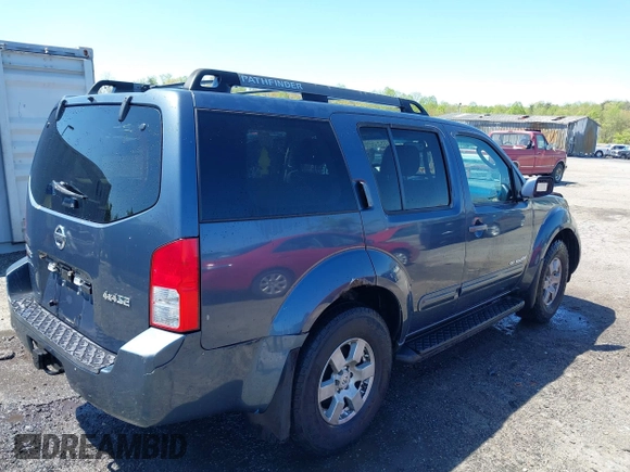 2005 Nissan Pathfinder LE with VIN 5N1AR18W85C714971, listed as a IAAI auction lot 41998680 with 212,304 mi miles and . Bid and sale history available at DreamBid. Image 4.