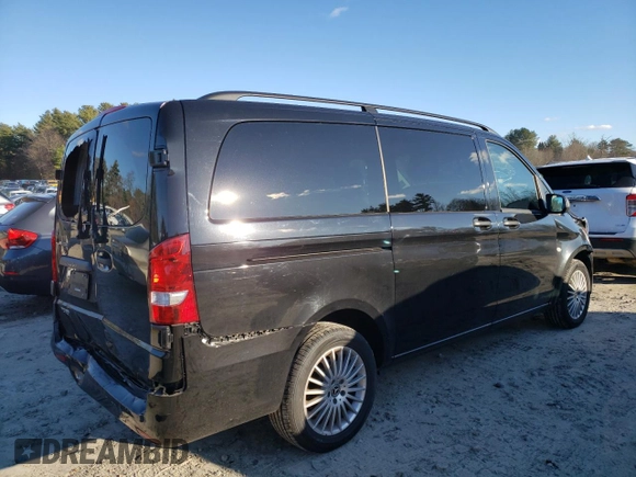 2020 Mercedes-Benz Metris with VIN W1WV0FEY7L3763633, listed as a Copart auction lot 82756324 with 35,263 mi miles and Salvage Title. Bid and sale history available at DreamBid. Image 3.