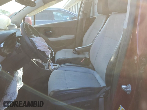 2020 Chevrolet Trax LT with VIN 3GNCJLSB2LL251045, listed as a Copart auction lot 57127135 with 85,989 mi miles and Salvage title. Bid and sale history available at DreamBid. Image 7.