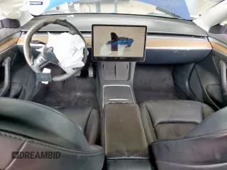 2022 Tesla Model 3 z VIN 5YJ3E1EA7NF289098, wystawiony jako Copart lot #60637005 z przebiegiem 152 060 mil mil oraz Czysty tytuł • Clean title. Historia ofert i sprzedaży dostępna na DreamBid. Obrazek 8.