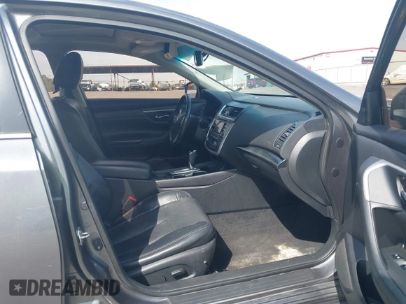 2017 Nissan Altima SV z VIN 1N4AL3AP2HC288869, wystawiony jako IAAI lot #41864317 z przebiegiem 218 256 mil mil oraz . Historia ofert i sprzedaży dostępna na DreamBid. Obrazek 5.
