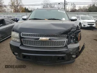 2009 Chevrolet Avalanche LTZ with VIN 3GNFK32039G231168, listed as a Copart auction lot 79016994 with 76,271 mi miles and Salvage Title. Bid and sale history available at DreamBid. Image 5.