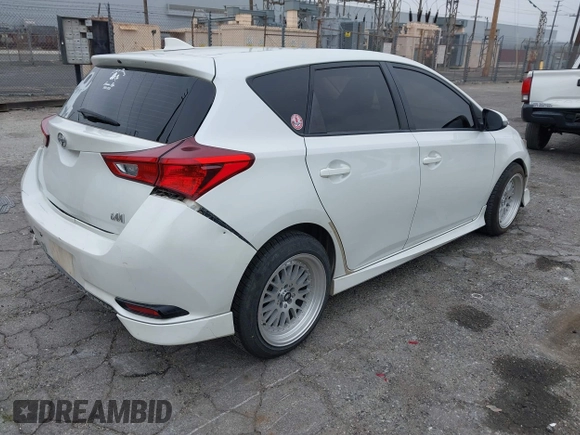 2016 Scion iM with VIN JTNKARJE3GJ507110, listed as a IAAI auction lot 41885833 with 247,020 mi miles. Bid and sale history available at carsss.com. Image 4.