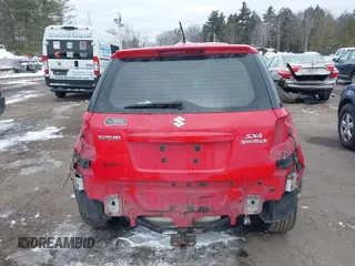 2011 Suzuki SX4 Sportback with VIN JS2YA5A51B6300935, listed as a IAAI auction lot 41526960 with 152,624 mi miles. Bid and sale history available at carsss.com. Image 6.