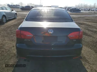 2013 Volkswagen Jetta Comfortline with VIN 3VWDL7AJ1DM423856, listed as a Copart auction lot 48289795 with 240,599 mi miles and Salvage title. Bid and sale history available at DreamBid. Image 6.