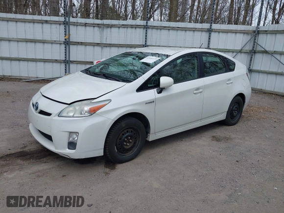 2010 Toyota Prius II with VIN JTDKN3DU1A0241222, listed as a IAAI auction lot 42102110 with 199,895 mi miles. Bid and sale history available at carsss.com. Image 2.