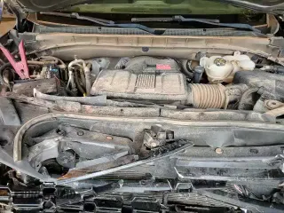 2022 Chevrolet Tahoe Commercial with VIN 1GNSCLED8NR264512, listed as a Copart auction lot 71120475 with 15,902 mi miles and Salvage title. Bid and sale history available at DreamBid. Image 14.