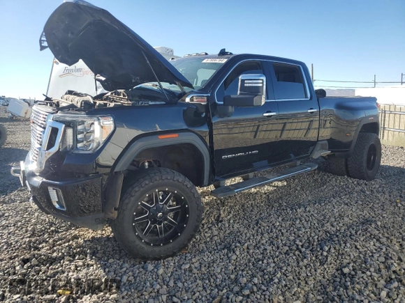 2021 GMC Sierra 3500HD Denali z VIN 1GT49WEY3MF296109, wystawiony jako Copart lot #67886764 z przebiegiem Nie podano mil oraz Szkoda całkowita • Salvage title. Historia ofert i sprzedaży dostępna na DreamBid. Obrazek 1.