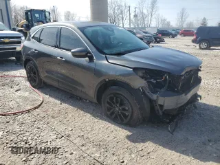 2020 Ford Escape SE with VIN 1FMCU0G6XLUC47613, listed as a Copart auction lot 48487555 with 99,310 mi miles and Non Repairable. Bid and sale history available at carsss.com. Image 4.