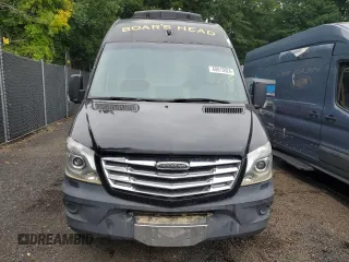 2014 Freightliner Sprinter z VIN WDYPE8DC6E5892935, wystawiony jako Copart lot #68813924 z przebiegiem Nie podano mil oraz Nie do naprawy. Historia ofert i sprzedaży dostępna na DreamBid. Obrazek 5.