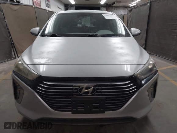 2018 Hyundai Ioniq SEL z VIN KMHC75LC2JU071766, wystawiony jako IAAI lot #42334469 z przebiegiem 78 987 mil mil oraz . Historia ofert i sprzedaży dostępna na DreamBid. Obrazek 12.