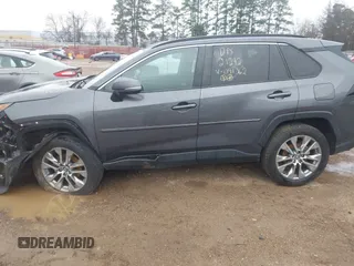 2020 Toyota RAV4 XLE Premium with VIN 2T3C1RFV1LW091362, listed as a IAAI auction lot 41600933 with 59,511 mi miles. Bid and sale history available at carsss.com. Image 14.