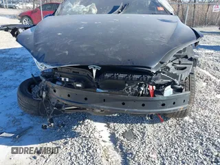 2017 Tesla Model X 90D z VIN 5YJXCBE26HF044710, wystawiony jako IAAI lot #40816228 z przebiegiem Nie podano mil oraz . Historia ofert i sprzedaży dostępna na DreamBid. Obrazek 6.
