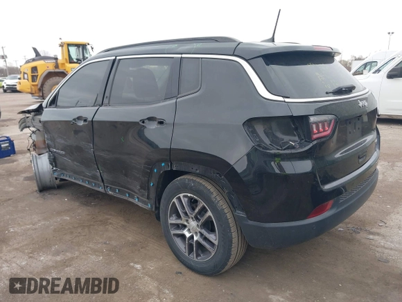 2018 Jeep Compass Latitude with VIN 3C4NJCBB7JT285996, listed as a IAAI auction lot 42063437 with 91,505 mi miles and . Bid and sale history available at DreamBid. Image 3.