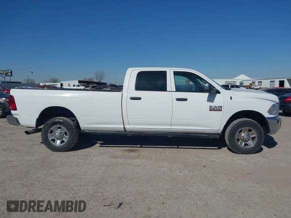 2015 Ram 2500 Tradesman с VIN 3C6UR5HL8FG670037, выставлен на аукционе IAAI как лот 41410963 с пробегом 309 304 миль миль и . История ставок и продаж доступна на DreamBid. Изображение 13.