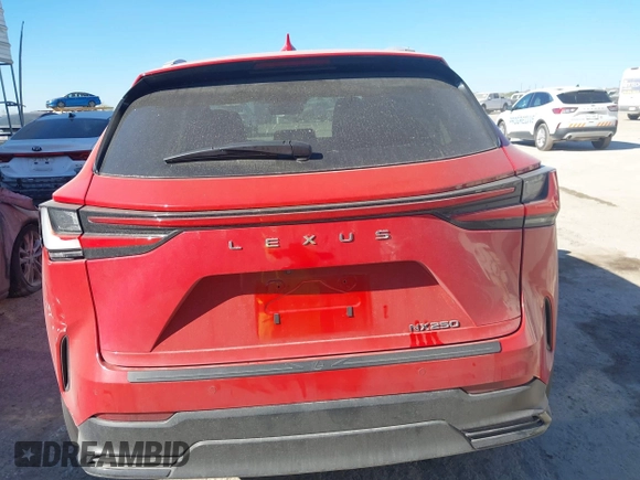 2025 Lexus NX 250 z VIN 2T2ADCAZXSC020901, wystawiony jako IAAI lot #41208557 z przebiegiem 3 756 mil mil oraz . Historia ofert i sprzedaży dostępna na DreamBid. Obrazek 16.