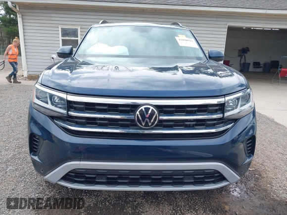 2021 Volkswagen Atlas SE z VIN 1V2JR2CA9MC547054, wystawiony jako IAAI lot #42090923 z przebiegiem 40 011 mil mil oraz . Historia ofert i sprzedaży dostępna na DreamBid. Obrazek 13.
